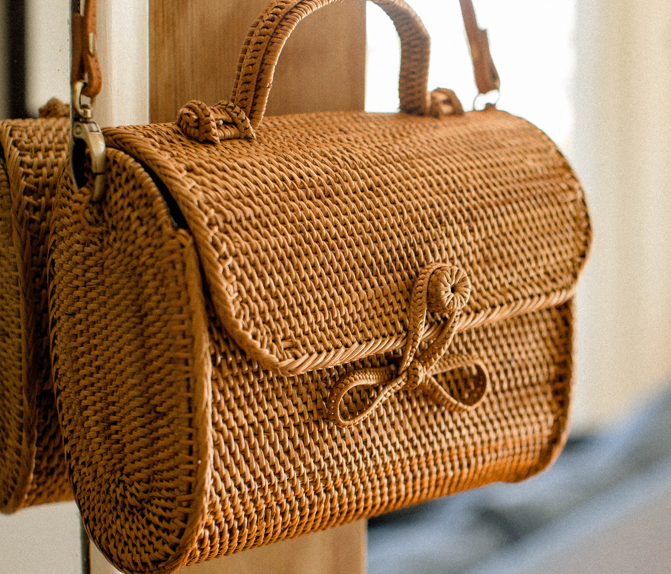 Espelette Rattan Crossbody