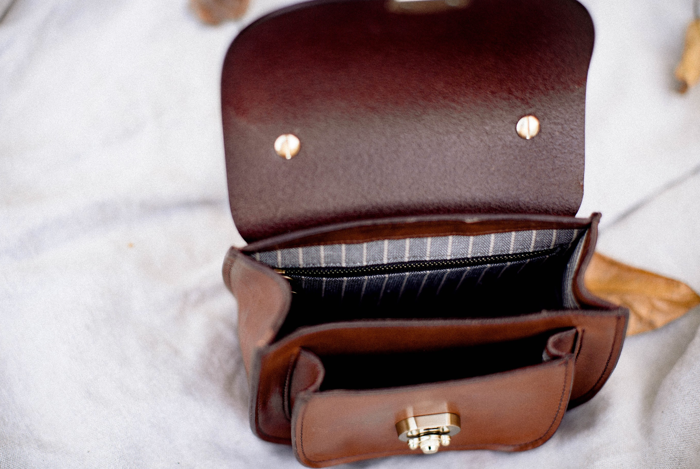 Classic Mini Saddle Bag in Chestnut