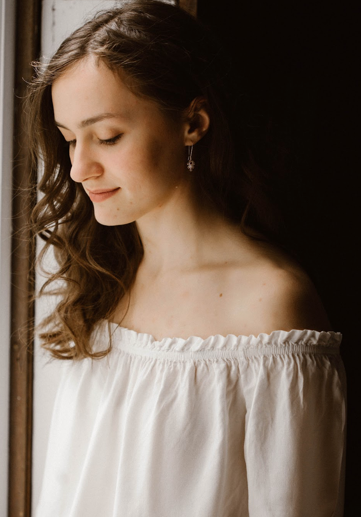 Evelyn Drop Earring in Gold