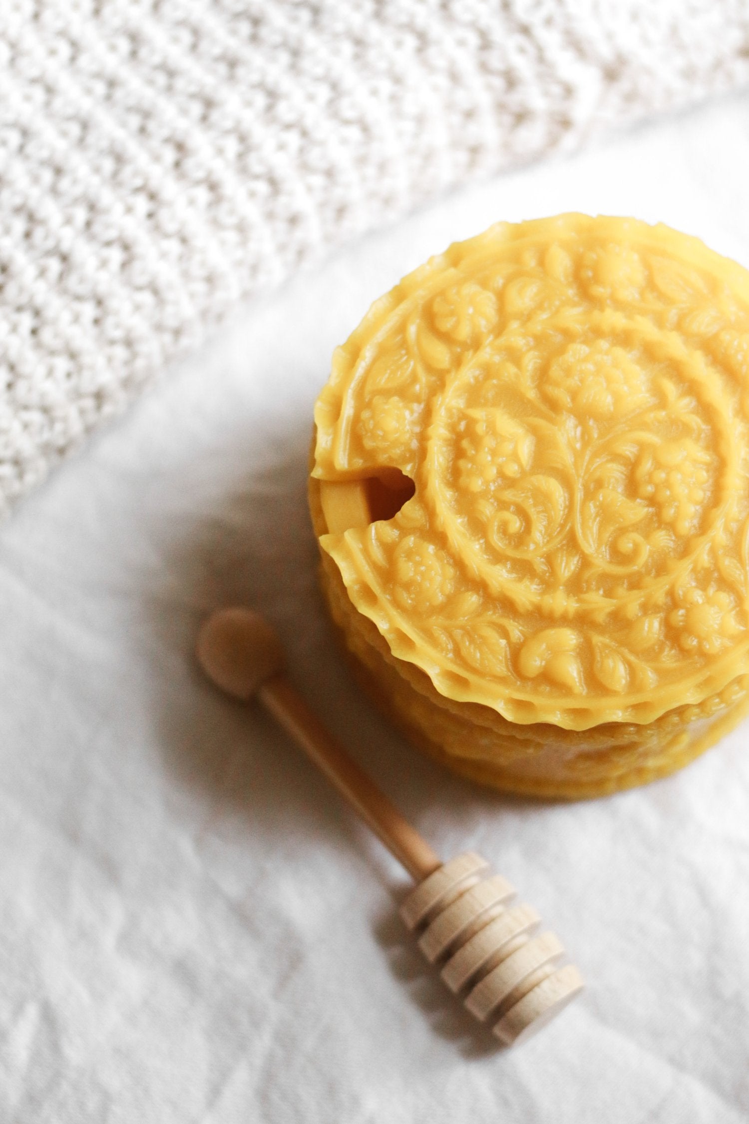 Beeswax Honey Pot