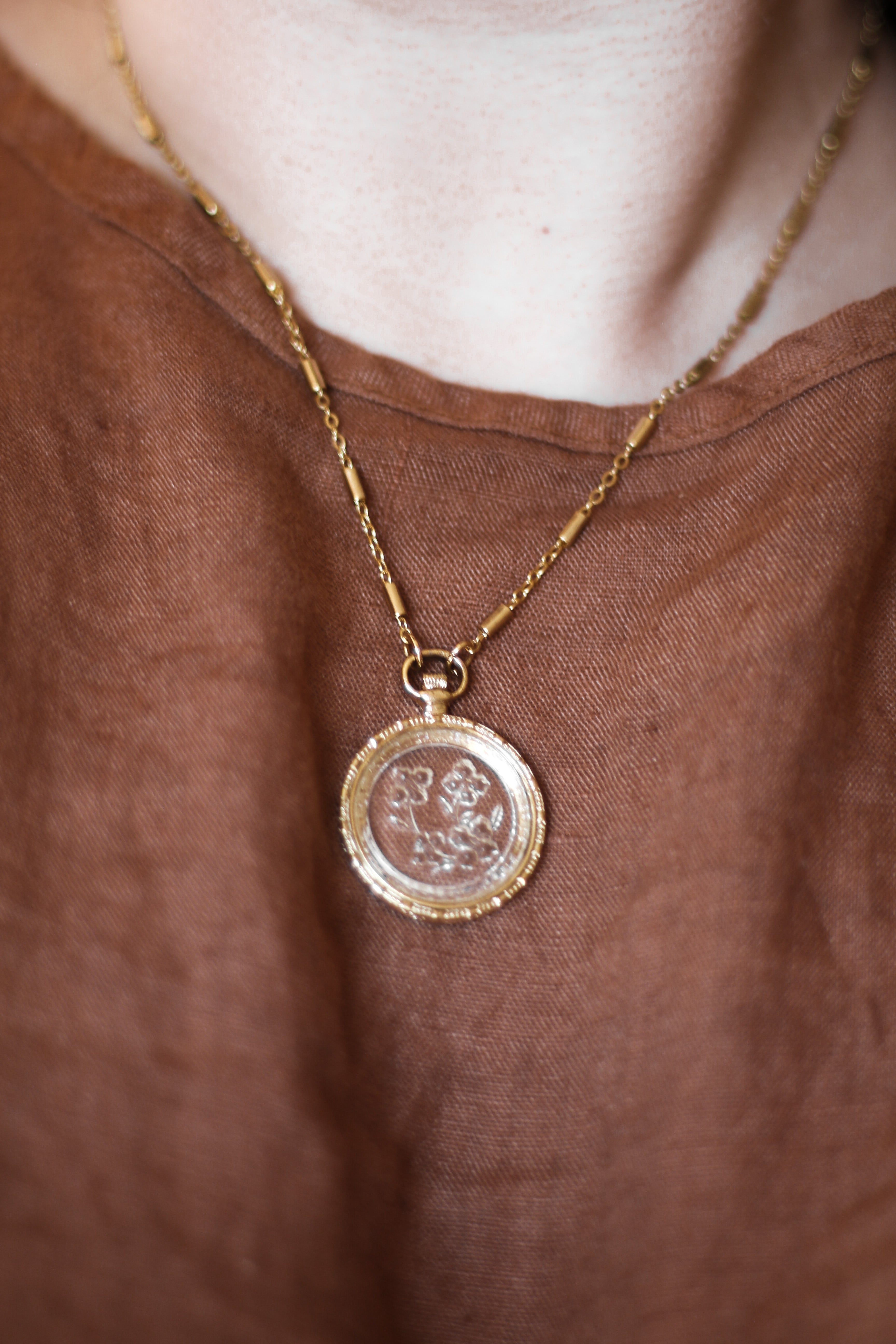 Intaglio Floral Necklace