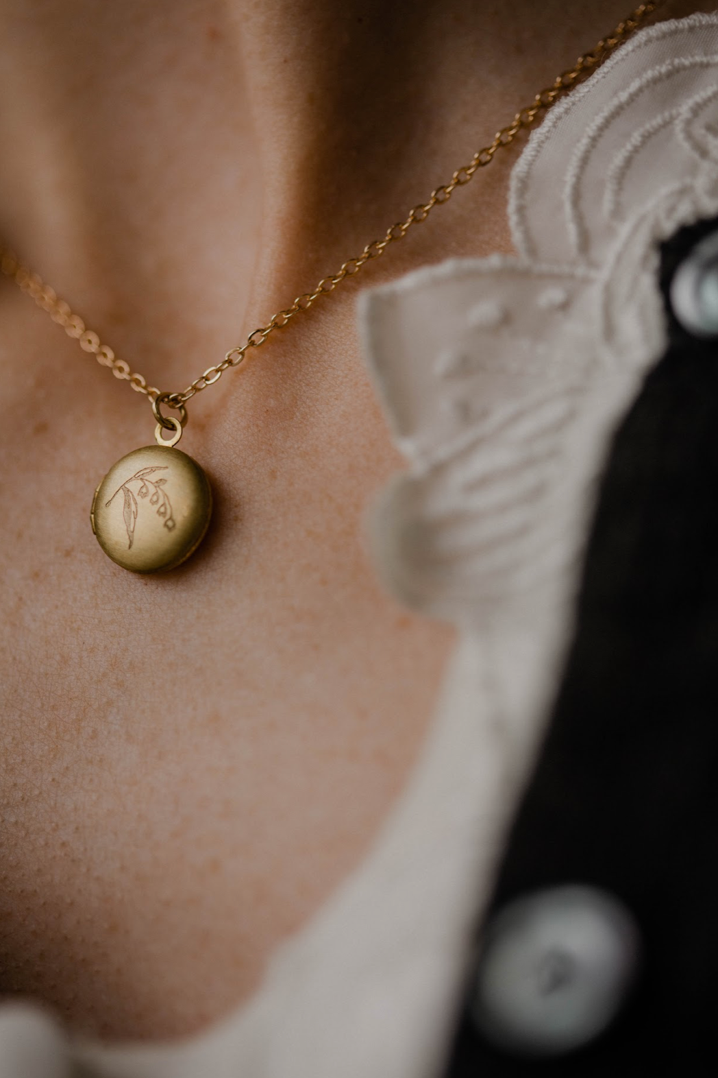 Sweet Lily Locket