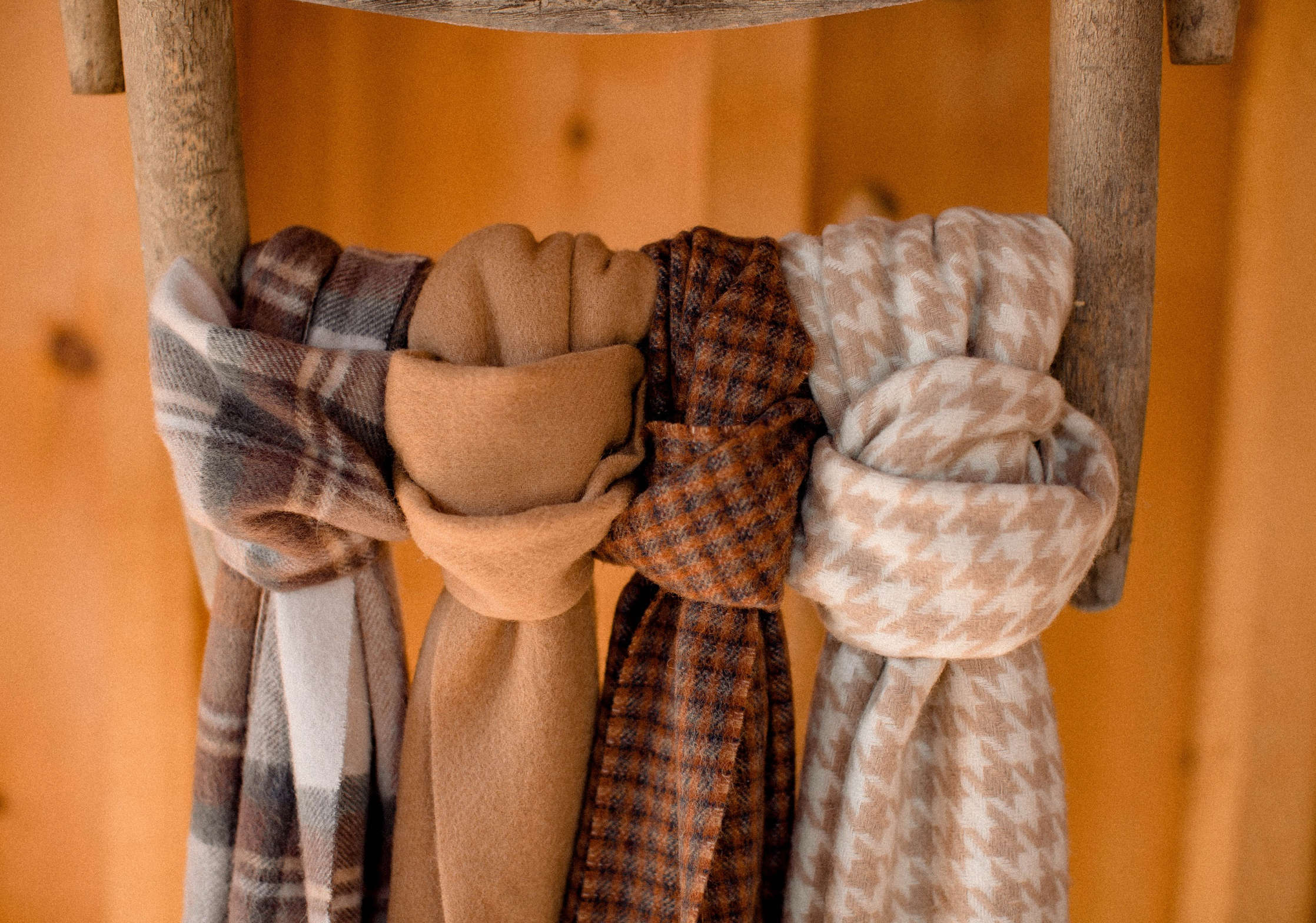 Lambswool Scarf in Camel